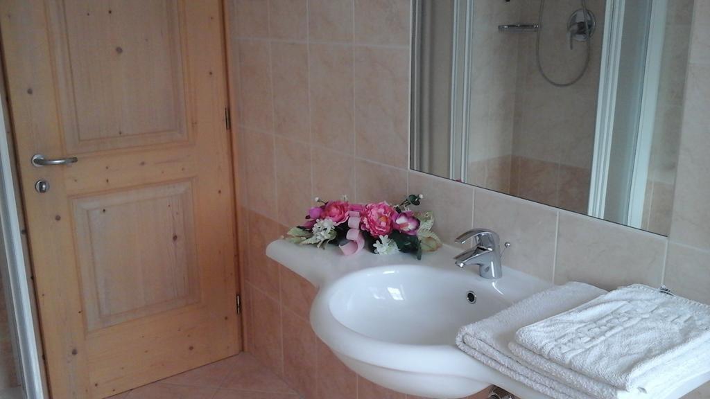 Cesa Raggio Di Sole Apartment Арабба Екстериор снимка